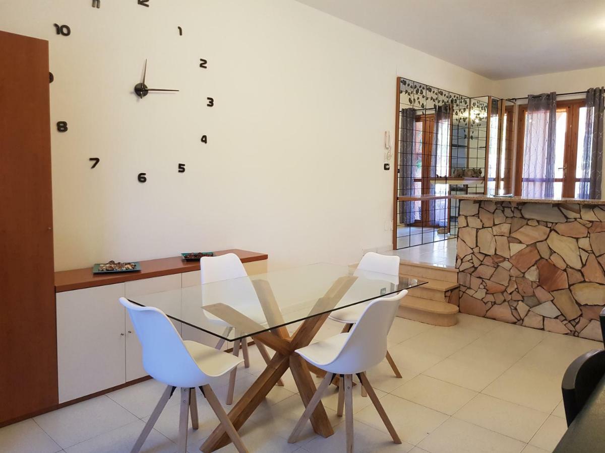 Casa Vacanze Valentina Porto Conte Bagian luar foto