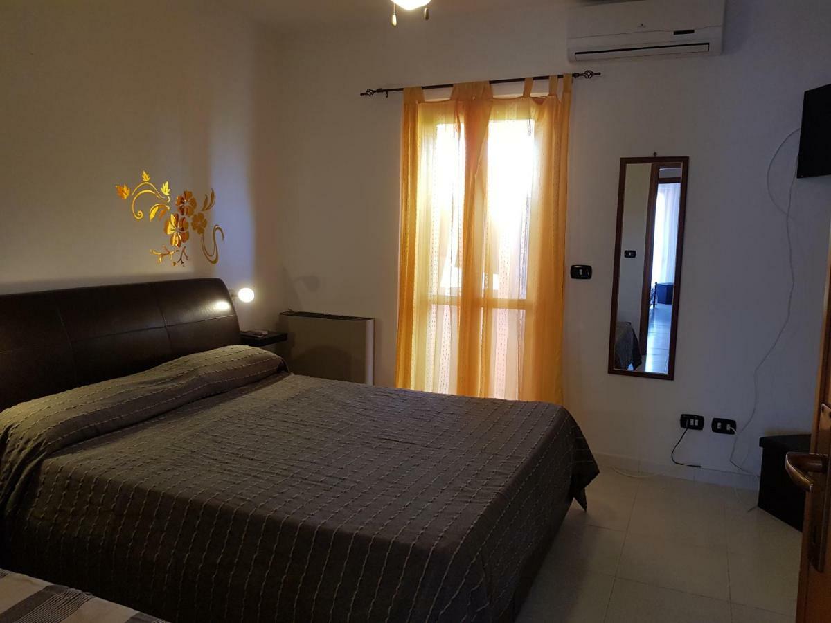 Casa Vacanze Valentina Porto Conte Bagian luar foto